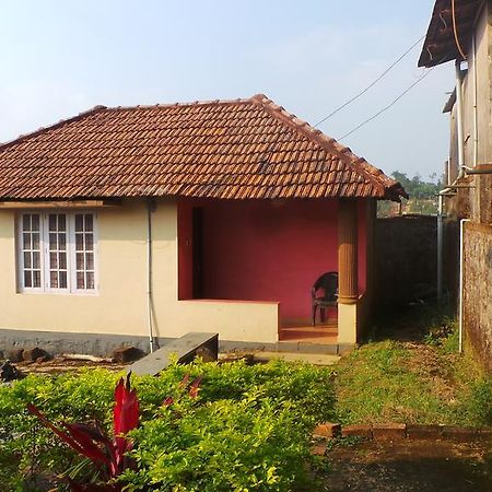 Golf View Cottages Madikeri Exterior foto